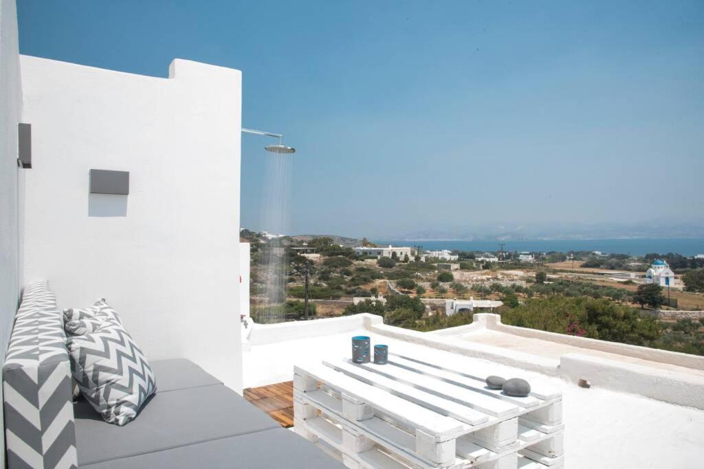 Appartement Sunny Studio W.Breathtaking Naxos Views In Isterni à Isterni  Extérieur photo